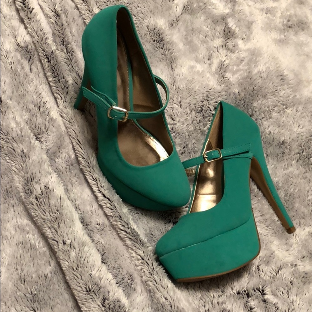 Platform heels